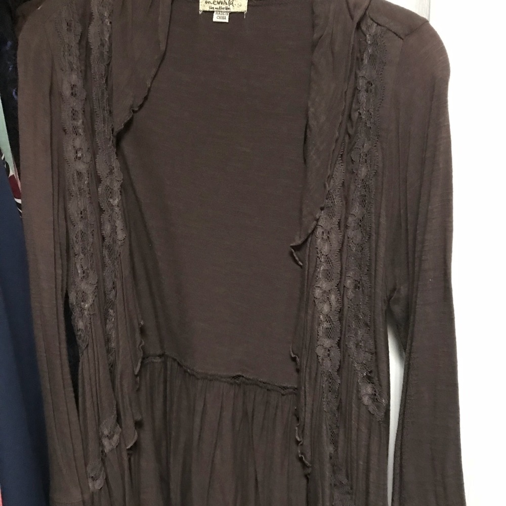 Super cute brown sweater S